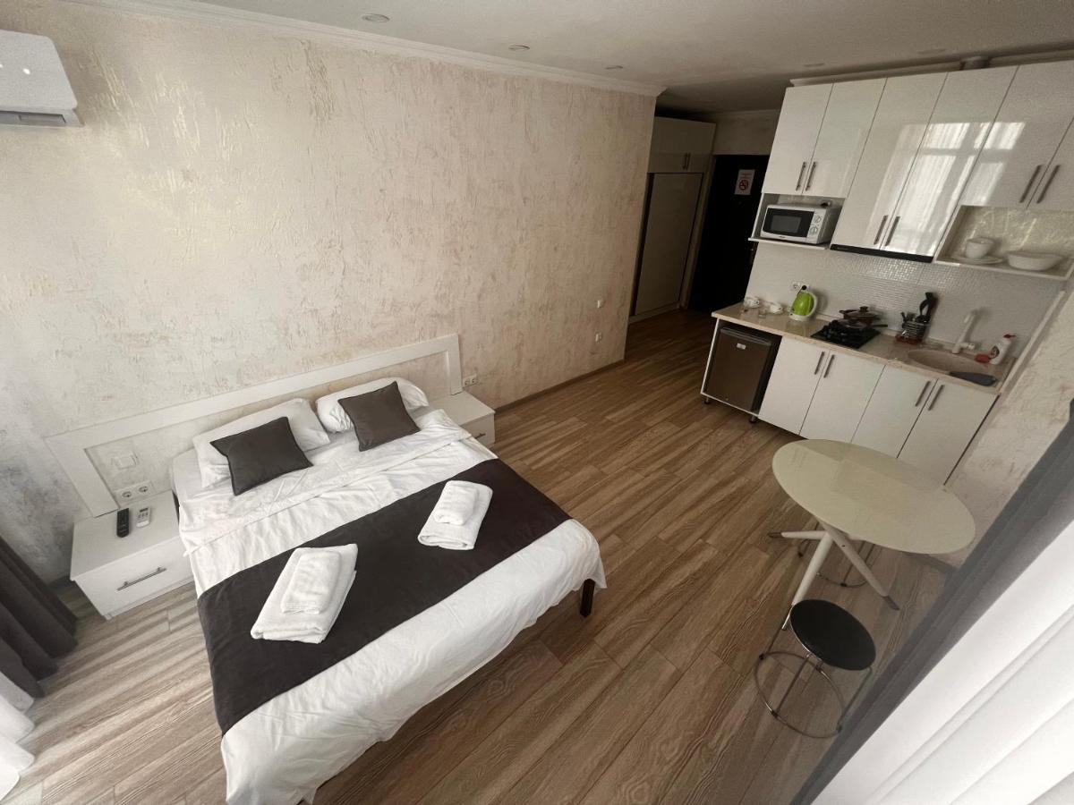 27 Floor Apartments Батуми Екстериор снимка