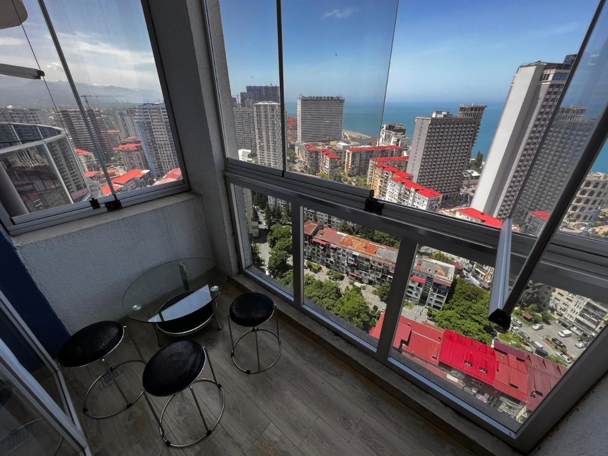 27 Floor Apartments Батуми Екстериор снимка