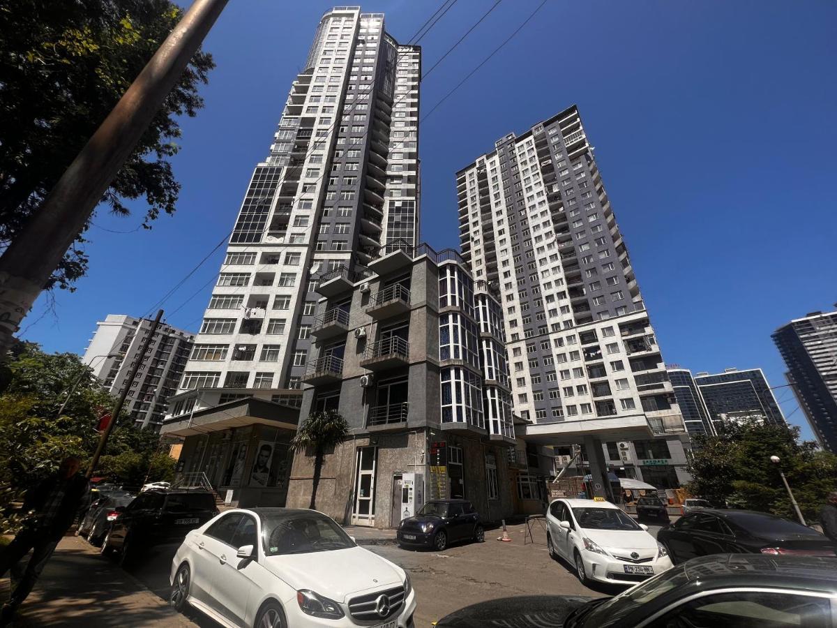 27 Floor Apartments Батуми Екстериор снимка