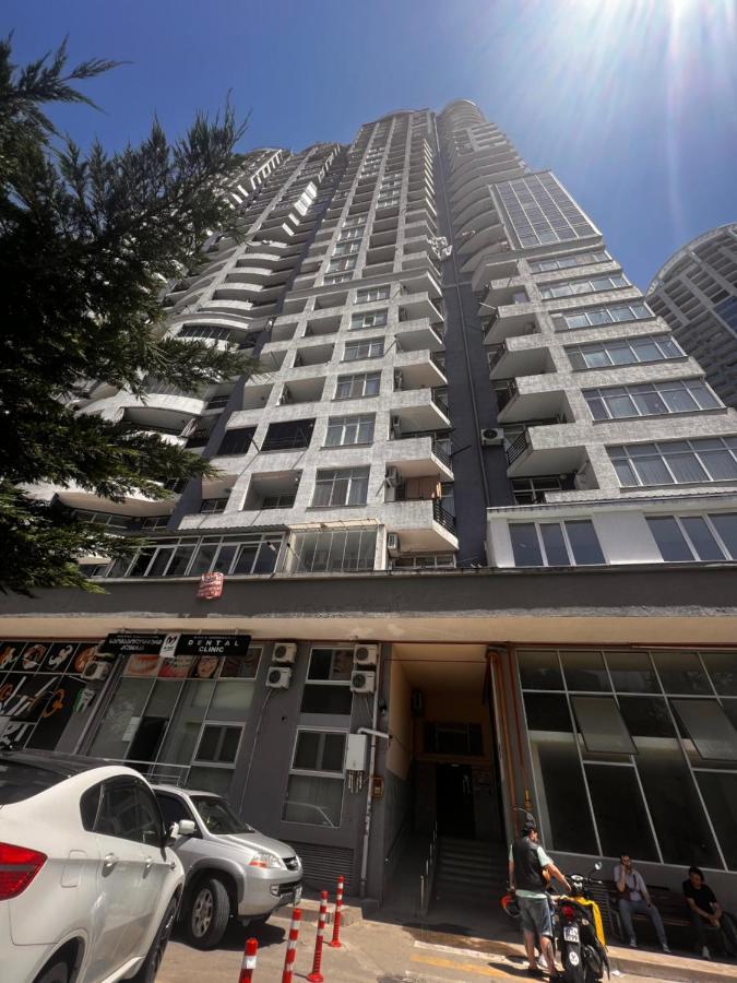 27 Floor Apartments Батуми Екстериор снимка
