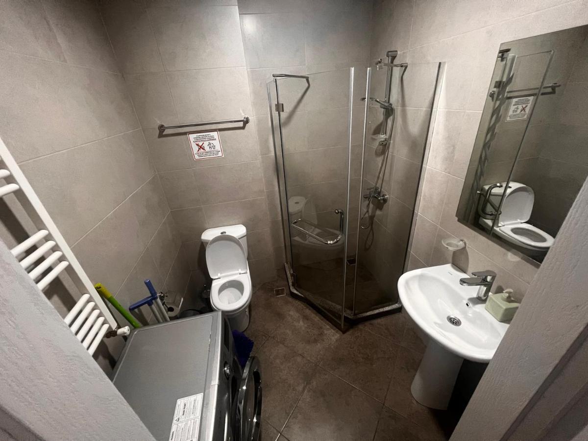 27 Floor Apartments Батуми Екстериор снимка