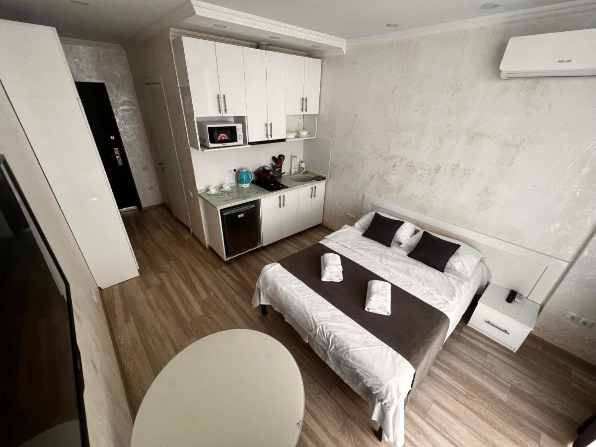 27 Floor Apartments Батуми Екстериор снимка