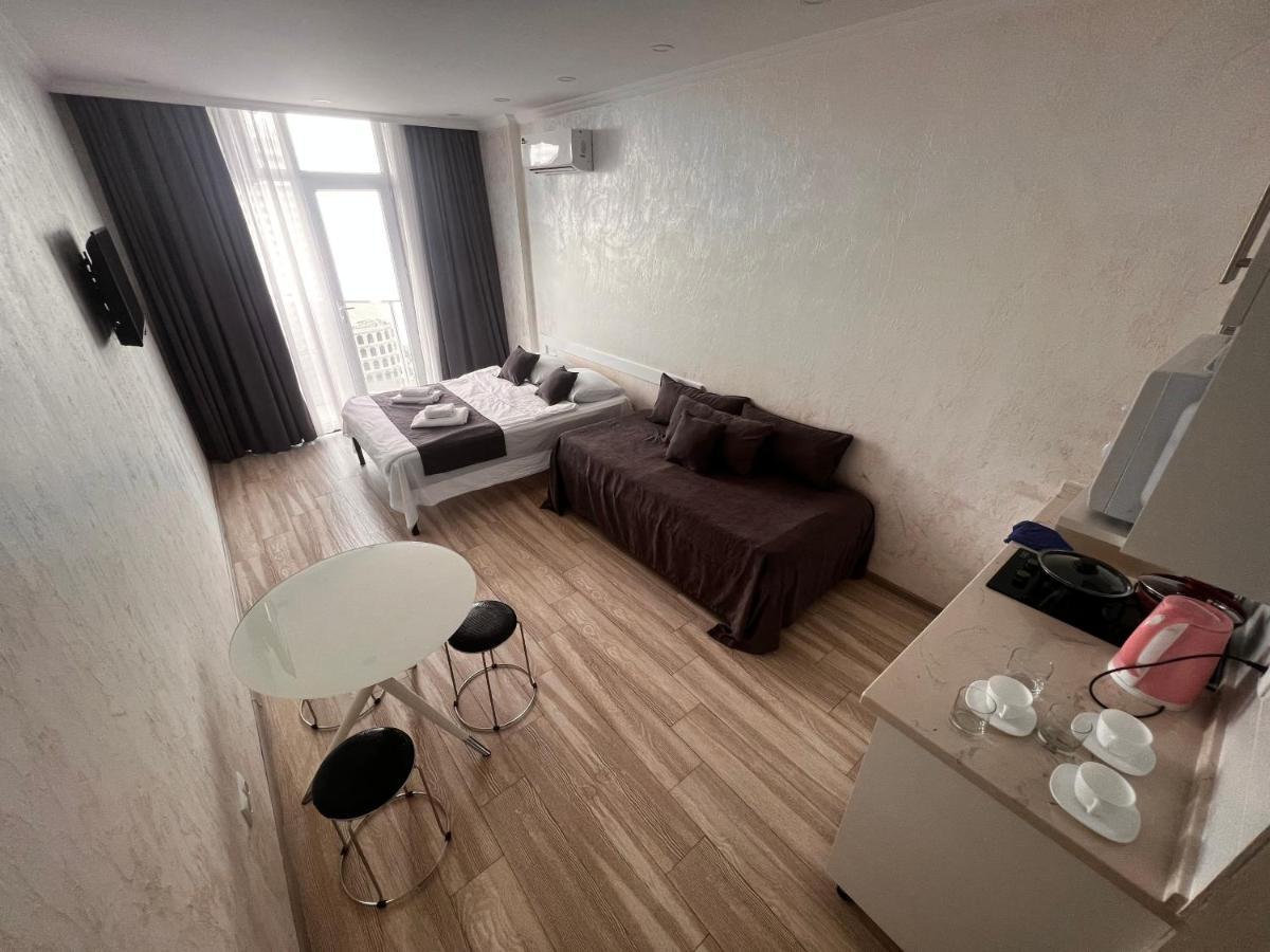 27 Floor Apartments Батуми Екстериор снимка