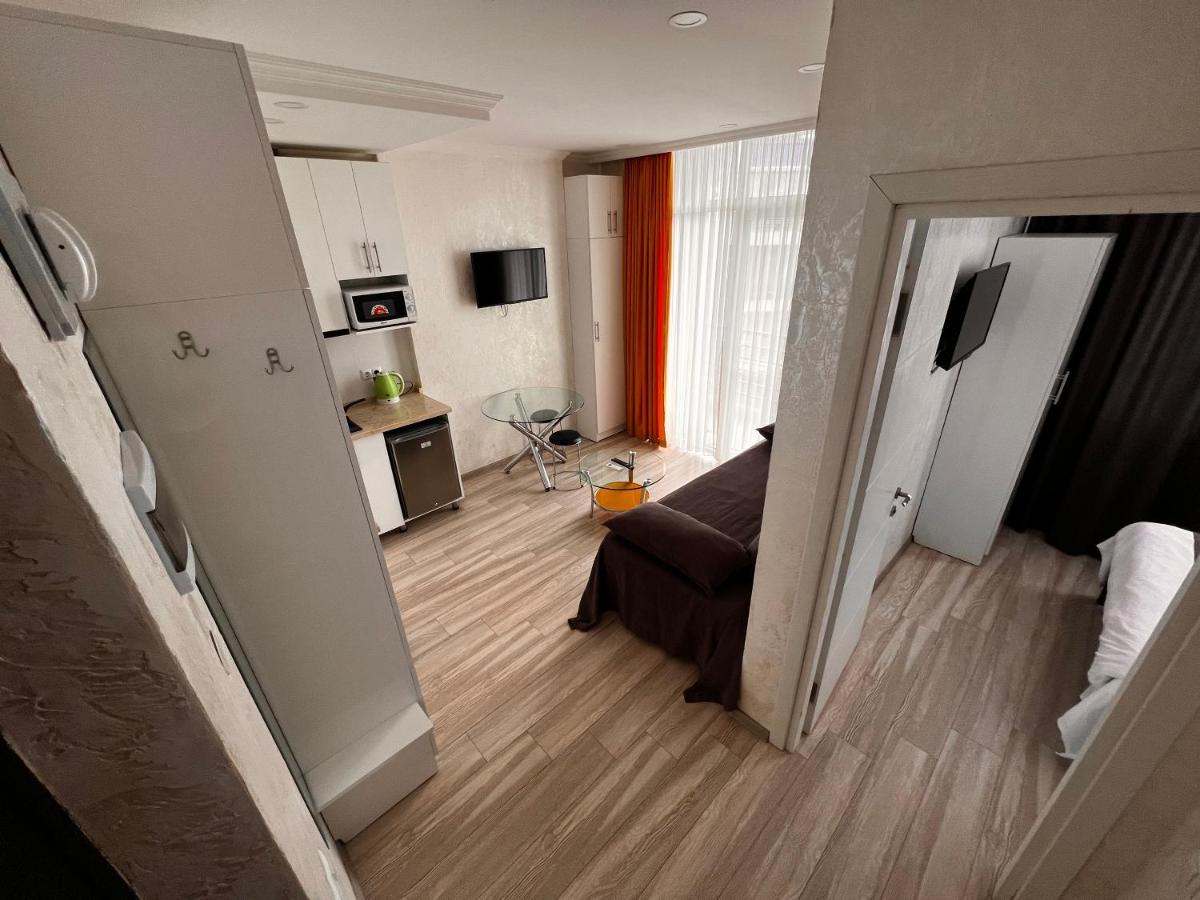 27 Floor Apartments Батуми Екстериор снимка