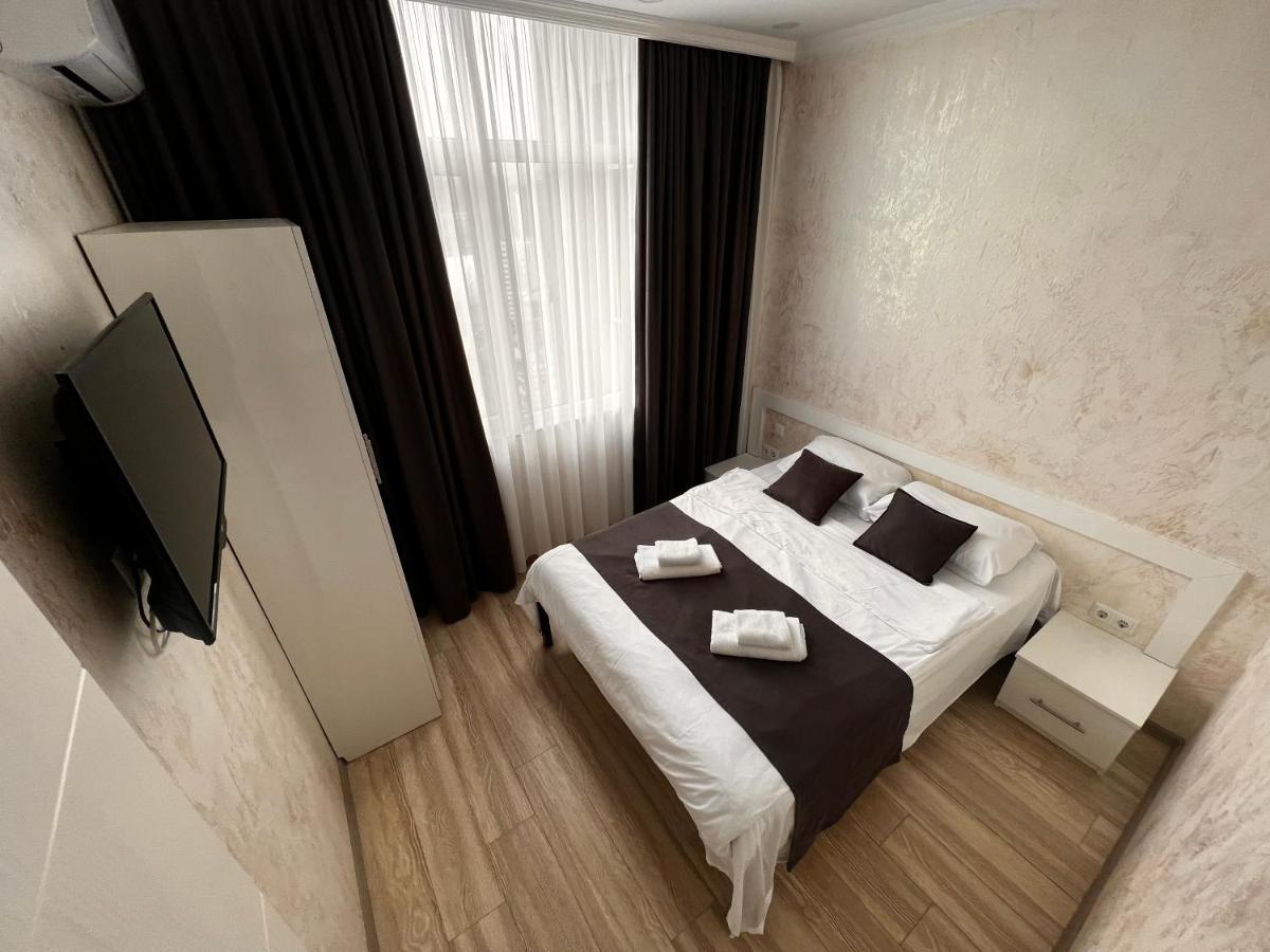 27 Floor Apartments Батуми Екстериор снимка