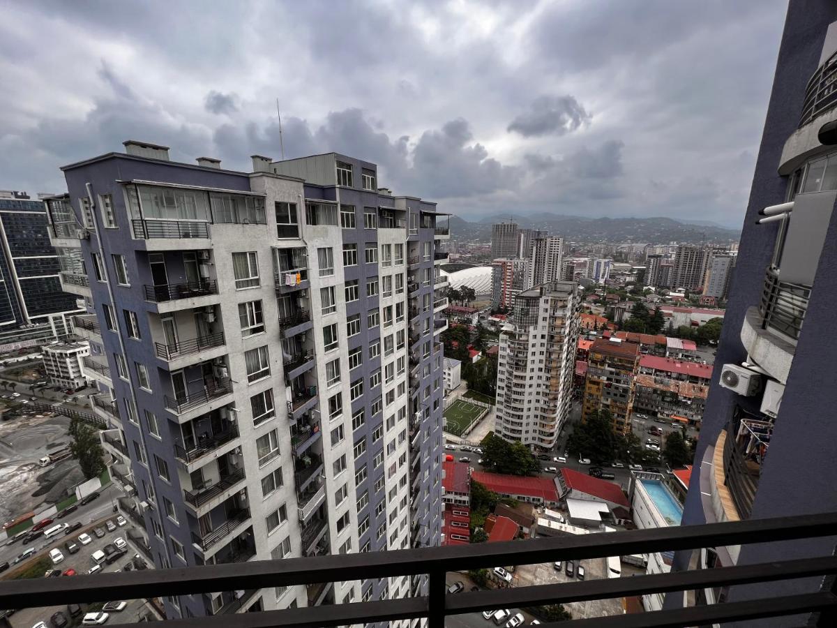 27 Floor Apartments Батуми Екстериор снимка