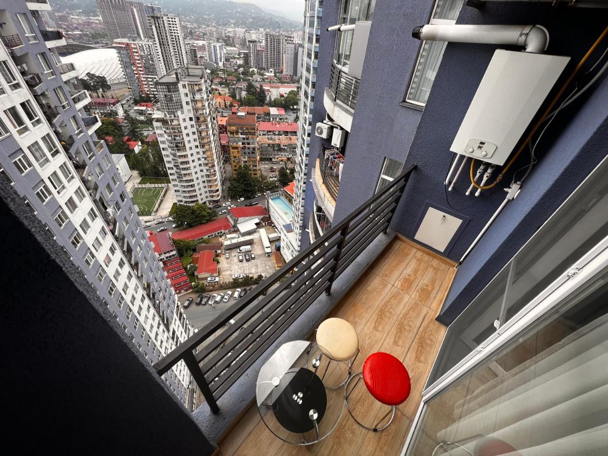 27 Floor Apartments Батуми Екстериор снимка